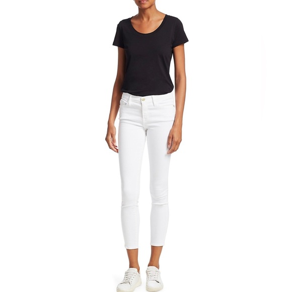 New Frame Le Skinny de Jeanne Crop in White 26 - Picture 1 of 8